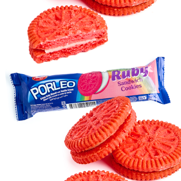Ruby Sandwich Cookies With Vanilla Cream image